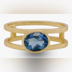 Beautiful Dillards 18KT gold Vermeil Double Band Dark Blue Topaz ring size 8